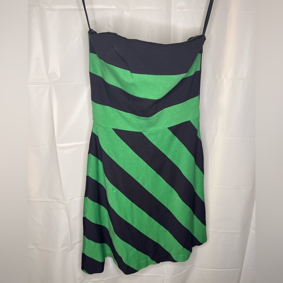 BCBGMaxazria strapless dress - Picture 3 of 7